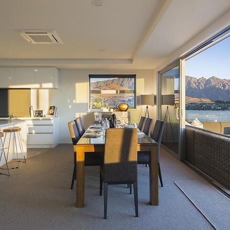 Lakefront Luxury By Amazing Accom Queenstown Dış mekan fotoğraf